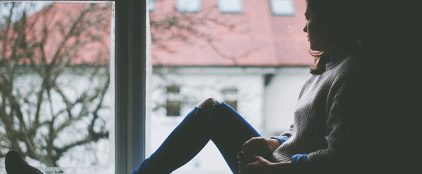 blog-Year-7-to-8-How-To-Identify-A-Technique-girl-at-window