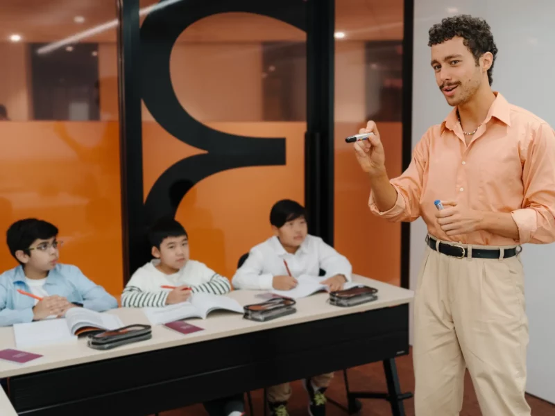 matrix education year 3 english tutoring teacher in action